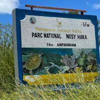 Nosy Hara MPA Sign ©Holly Baigent