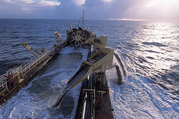 boat at sea ©British Marine Aggregate Producers Association